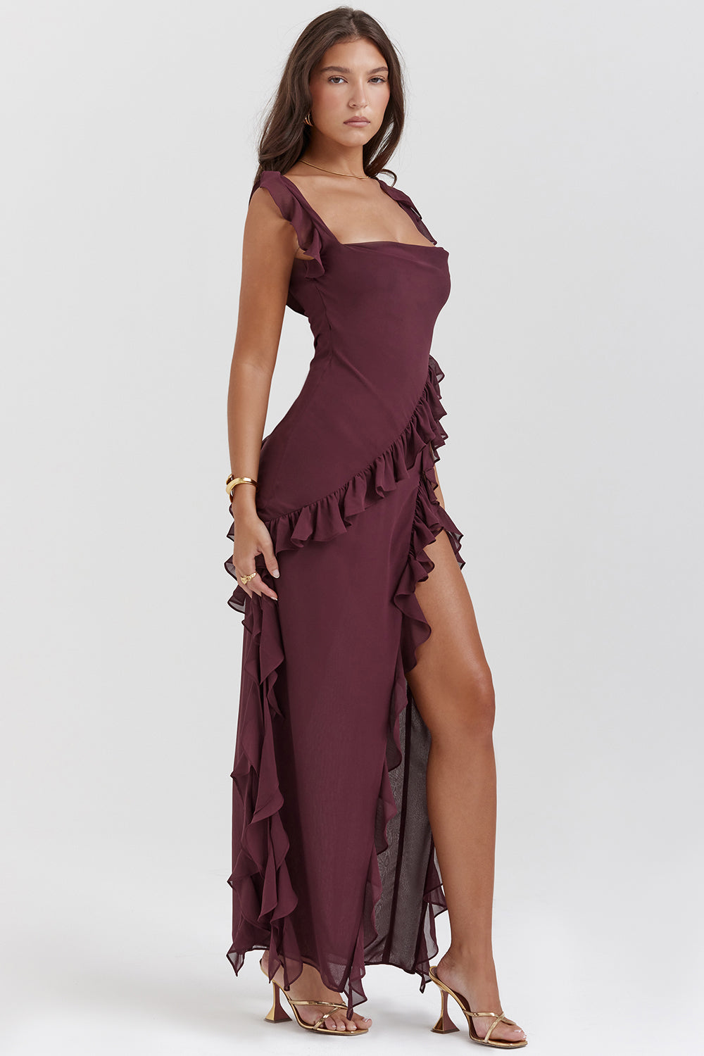 Ariela – Maxi dress with ruffles, square neckline, and slit for women