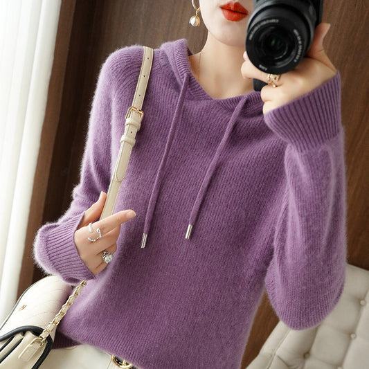 Maya – Cashmere Hooded Sweater for Winter
