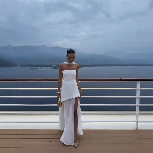 Modern evening dress with a slit – wedding dresses 2025