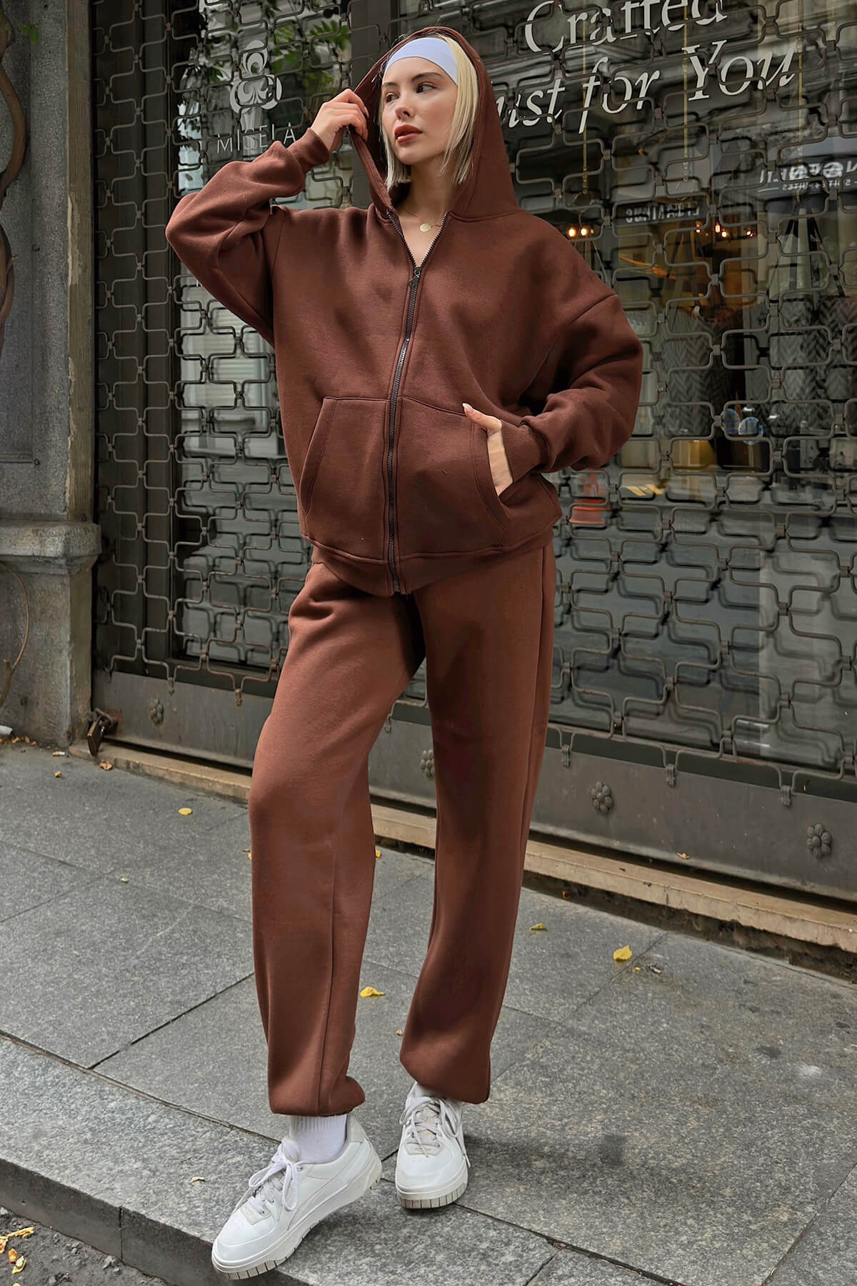 Zestaw damski luźny hoodie i spodnie dresowe Eloura-Moda