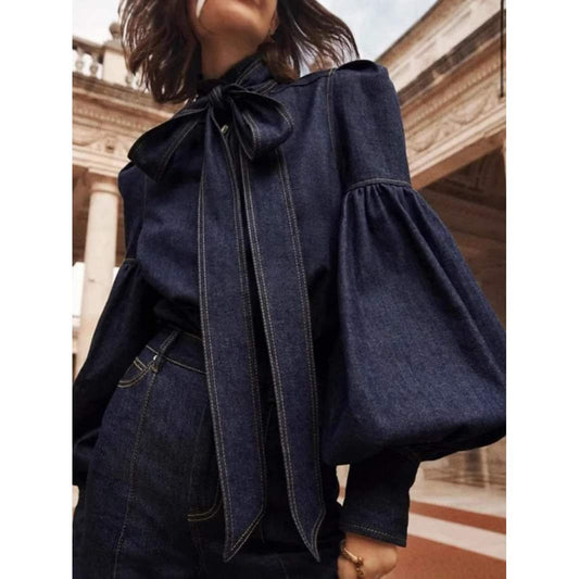 Damska bluzka denim z detalem w postaci kokardy Eloura-Moda