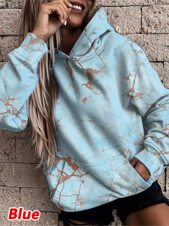 Damska bluza z kapturem w stylowy wzór marmurowy Eloura-Moda