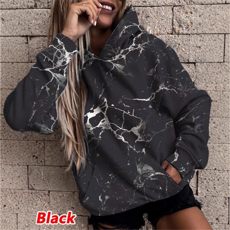 Damska bluza z kapturem w stylowy wzór marmurowy Eloura-Moda