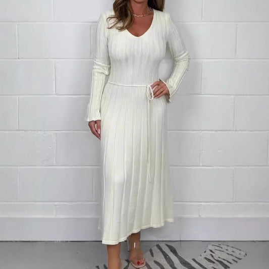 Sukienka maxi dzianinowa dla kobiet z dekoltem w serek i sznurkiem w talii Eloura-Moda