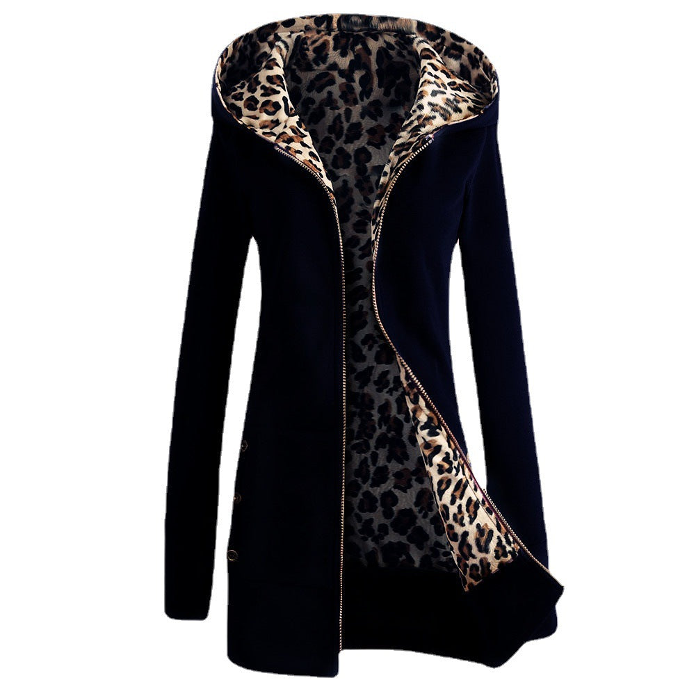 Damska bluza z kapturem z leopardowym wnętrzem Eloura-Moda