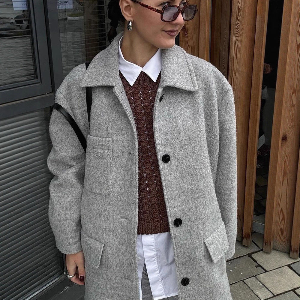Damen wełniany płaszcz o klasycznym kroju z praktycznymi kieszeniami Eloura-Moda