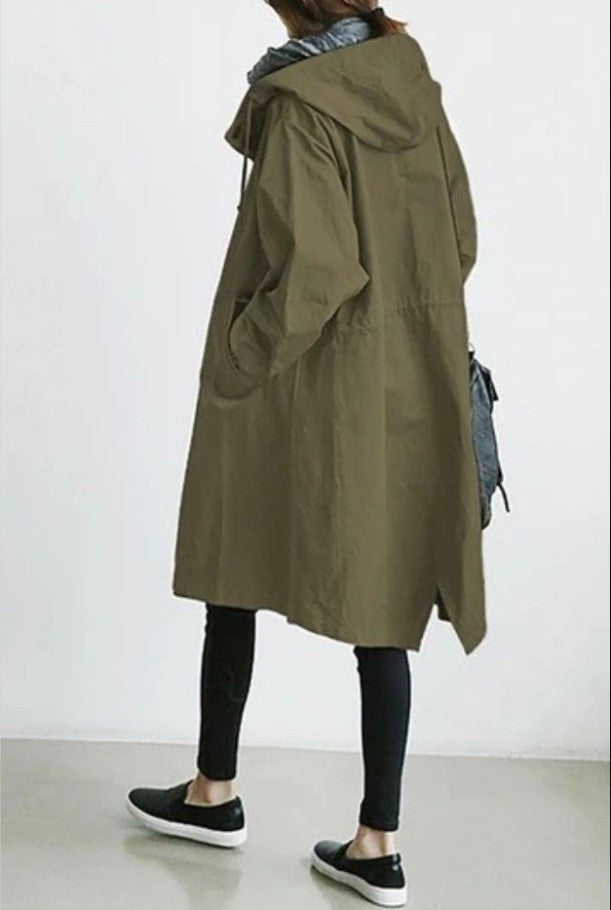Women's coat with hood and button closure