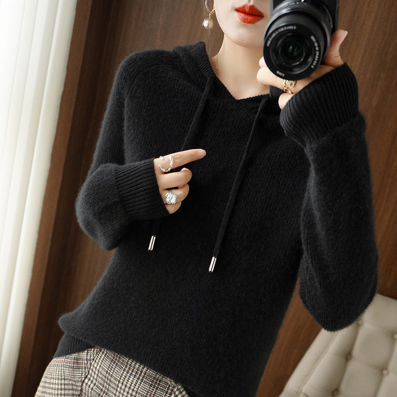Maya – Cashmere Hooded Sweater for Winter