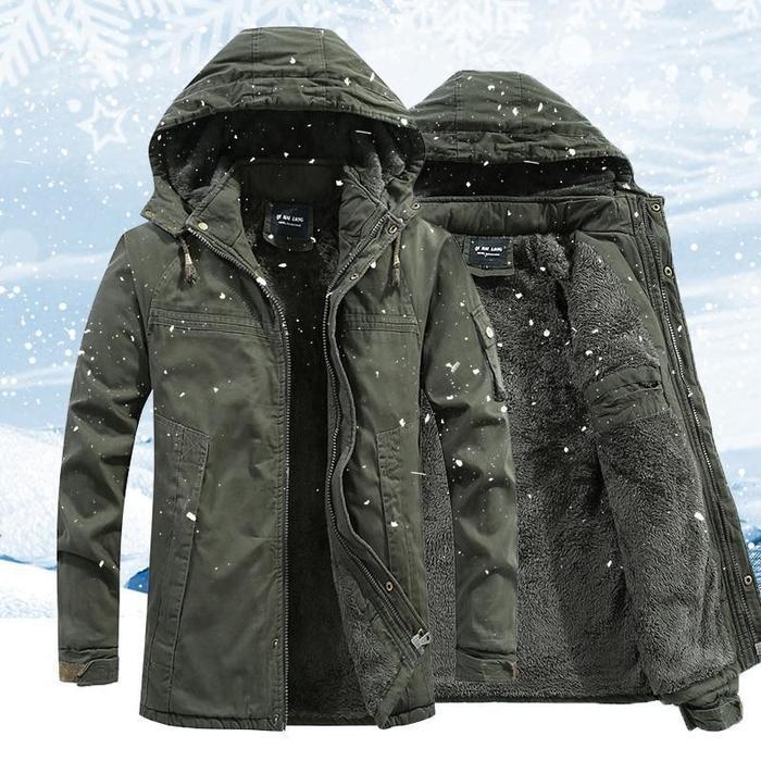 Winter jacket with hood and fleece lining