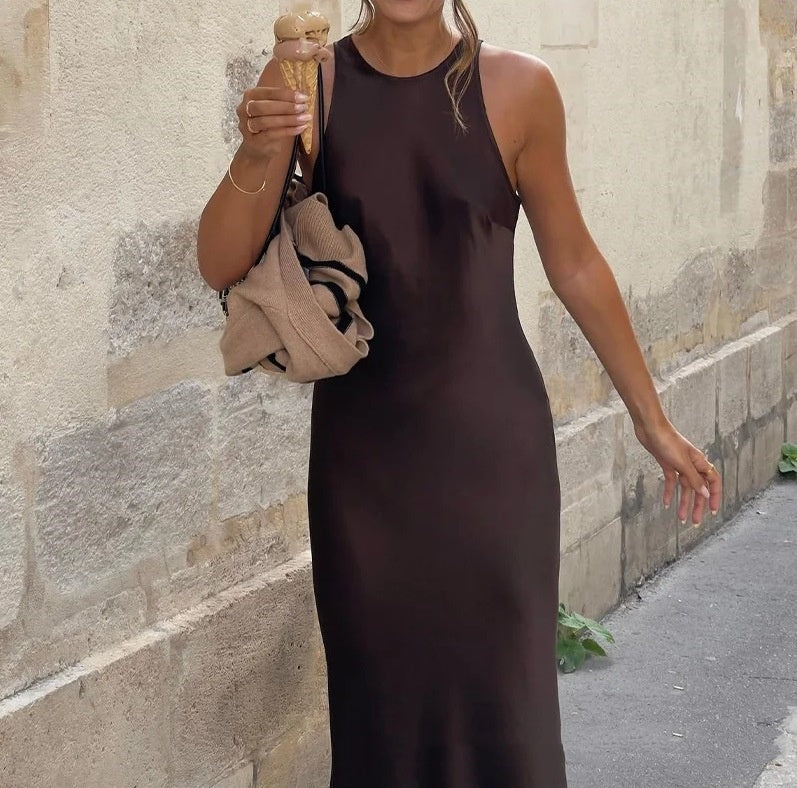 Midi dress with satin finish