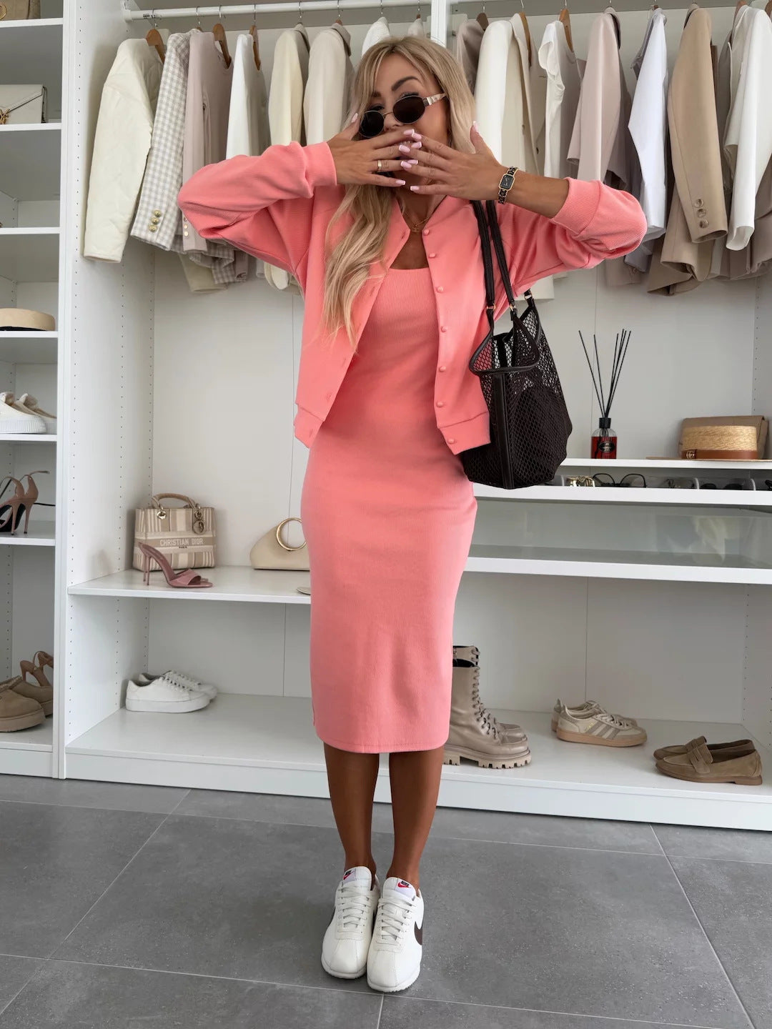Sukienka dzianinowa dla kobiet z luźną bolerko Eloura-Moda