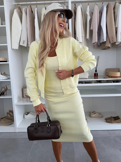 Sukienka dzianinowa dla kobiet z luźną bolerko Eloura-Moda