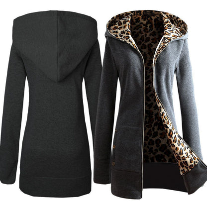 Damska bluza z kapturem z leopardowym wnętrzem Eloura-Moda
