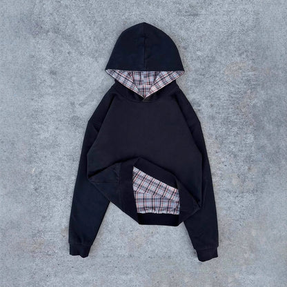 Damska bluza z kapturem z nowoczesnym wzorem w kratę Eloura-Moda