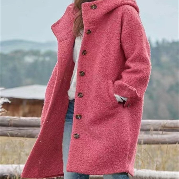 Women's oversized wool coat with a practical button closure Eloura-Moda