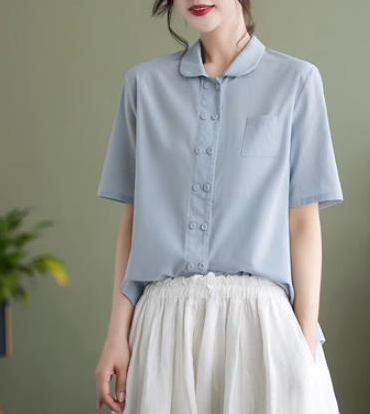 White linen shirt with medium sleeve
