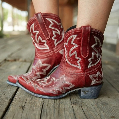 Kowbojki damskie z haftem w stylu western